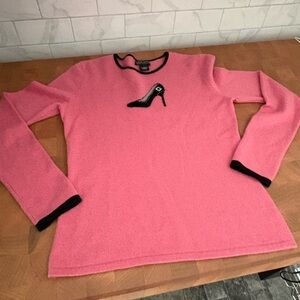 Daniel Bishop 100% Cashmere Pink Sweater with Black Trim and Shoe Design. Size S